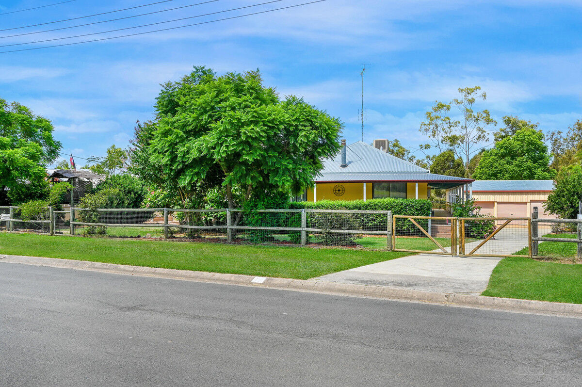 12 Stewart Street, Withcott QLD 4352, Withcott - Thumbnail 2