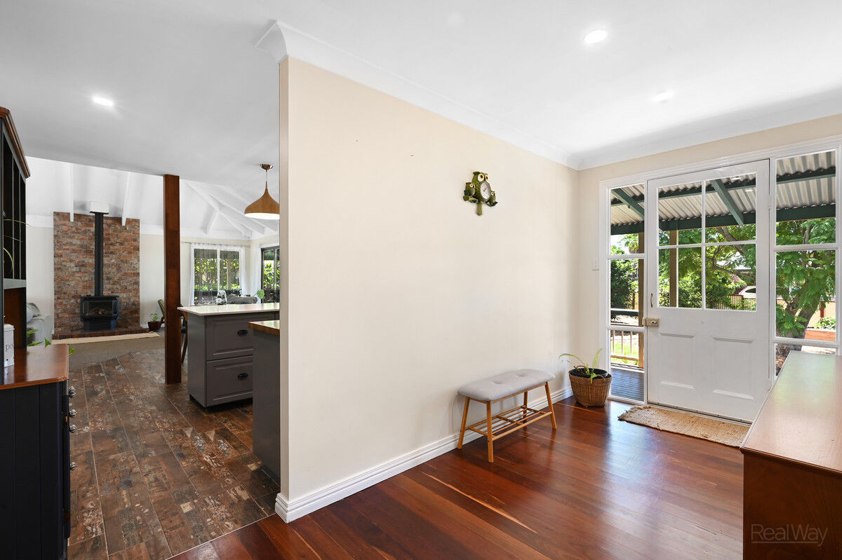 12 Stewart Street, Withcott QLD 4352, Withcott - Thumbnail 5