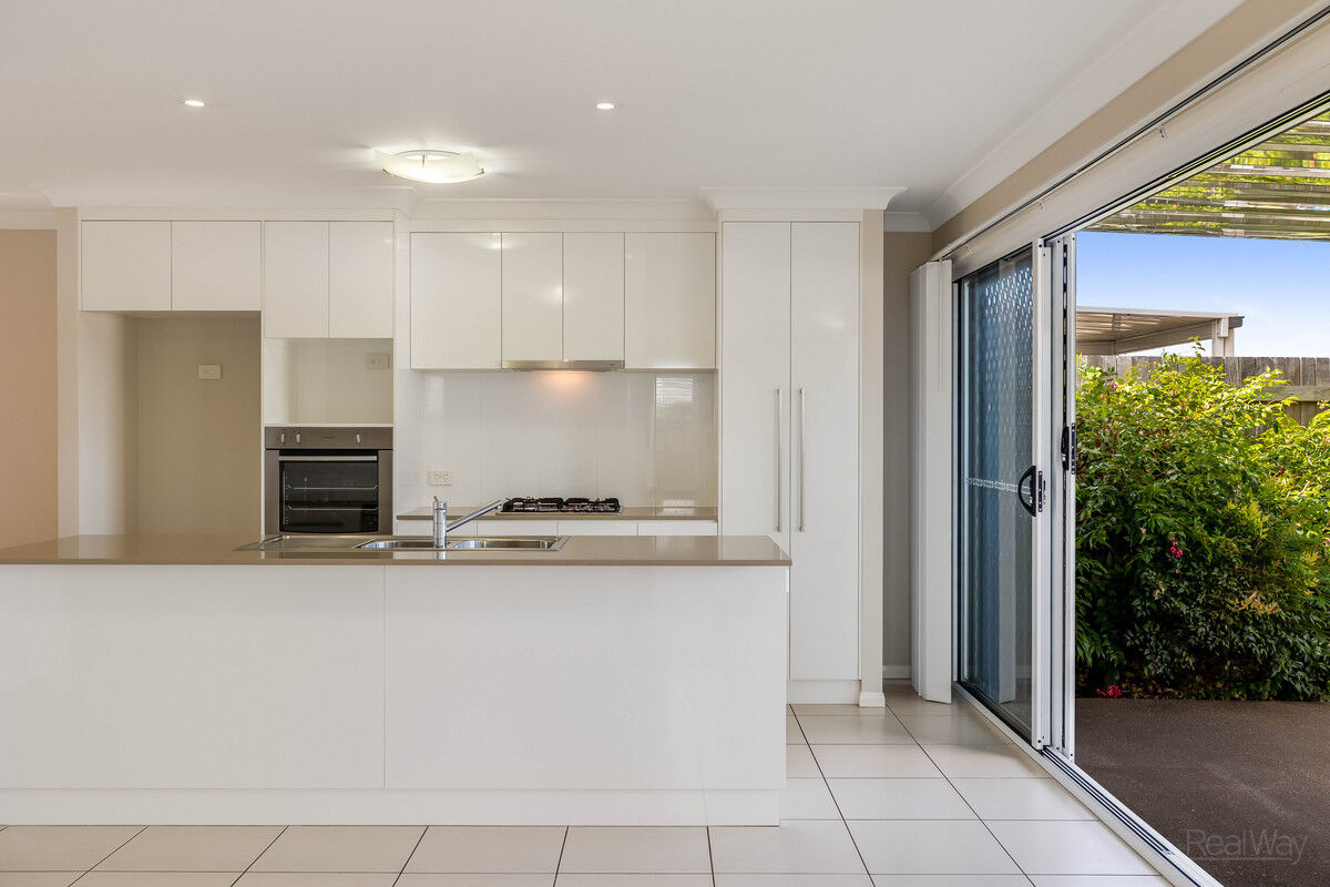 2 / 25 Furness Court, Kearneys Spring QLD 4350, Kearneys Spring - Thumbnail 4