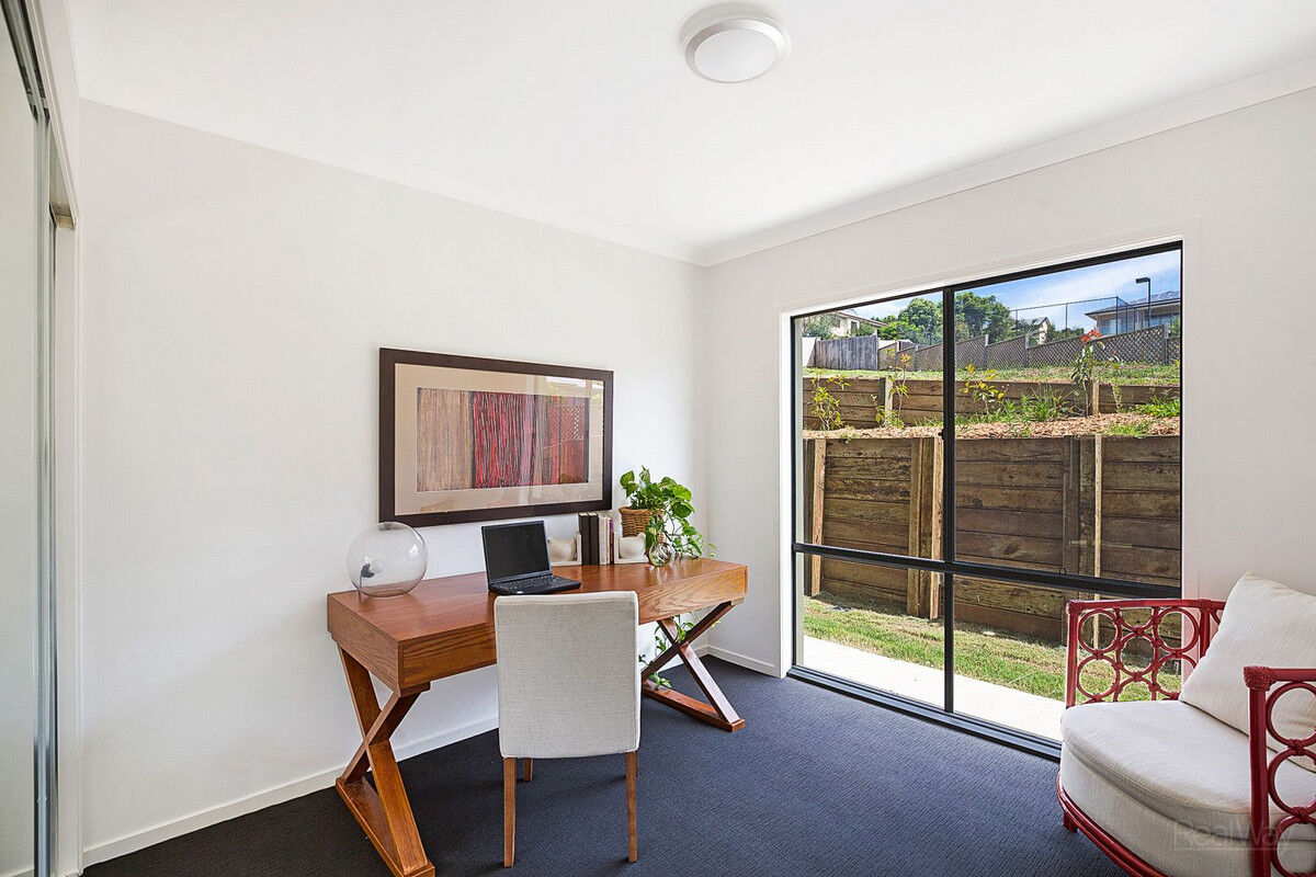 28 Piccadilly Court, Mount Lofty QLD 4350, Mount Lofty - Thumbnail 4
