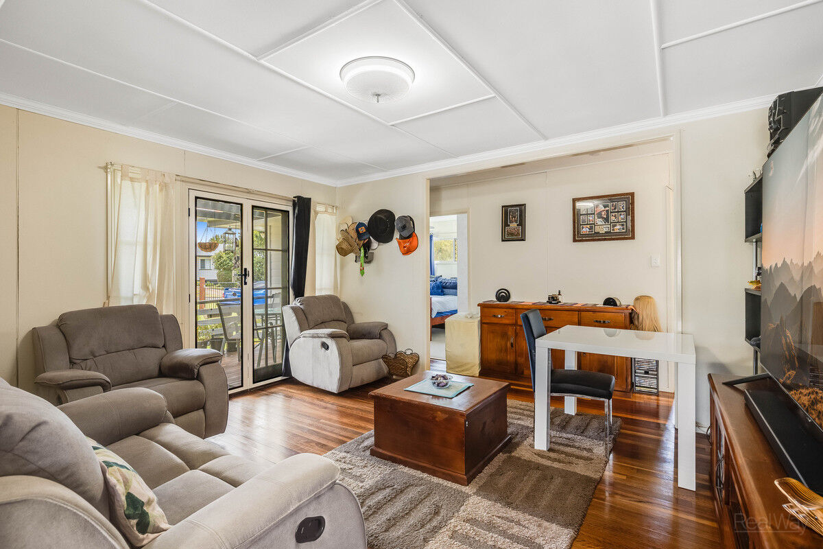 4 Hillside Street, Newtown QLD 4350, Newtown - Thumbnail 4
