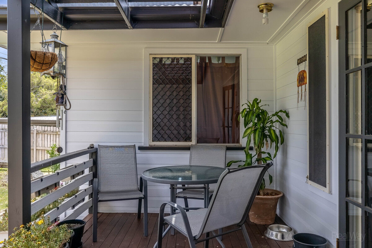 4 Hillside Street, Newtown QLD 4350, Newtown - Thumbnail 2
