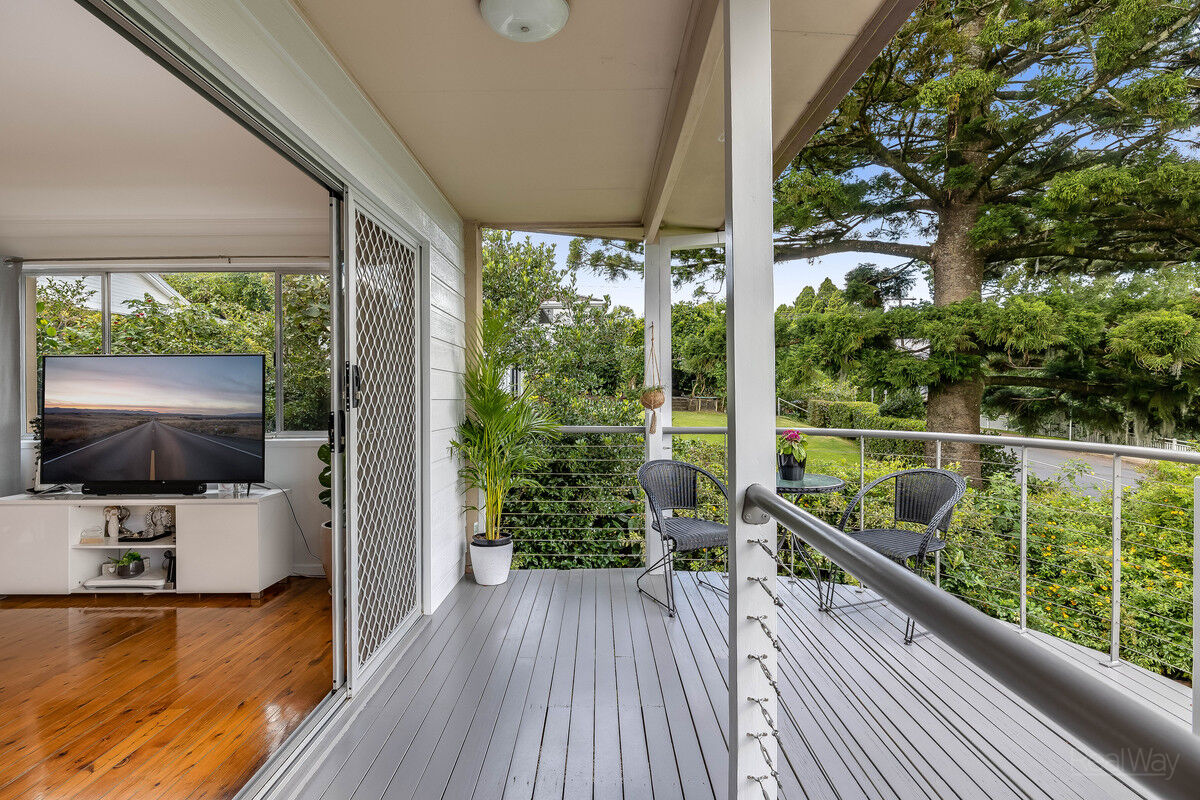 55 Mackenzie Street, Mount Lofty QLD 4350, Mount Lofty - Thumbnail 5