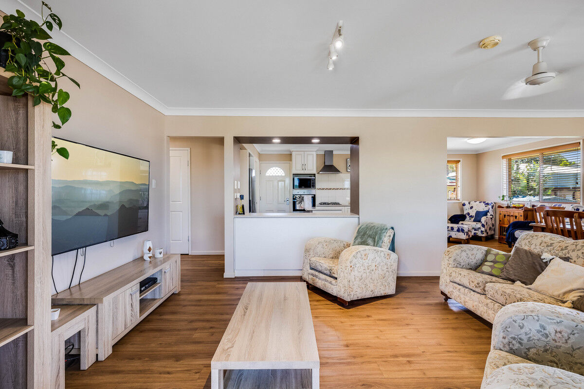 13 Greyfriars Street, Rockville QLD 4350, Rockville - Thumbnail 4