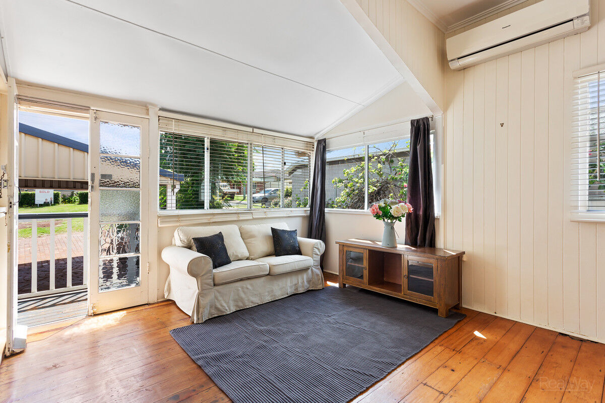5 Bruntnell Street, Kearneys Spring QLD 4350, Kearneys Spring - Thumbnail 3