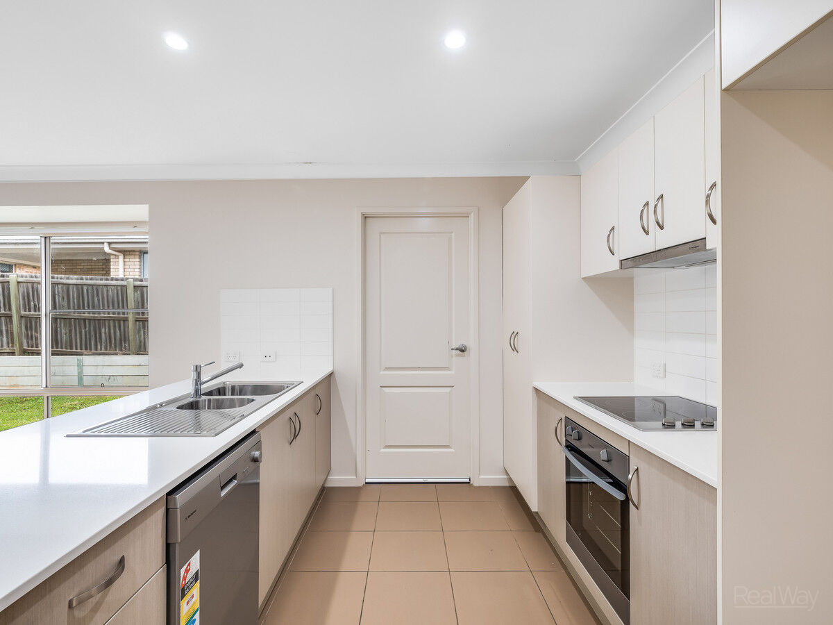 33 Taragon Street, Glenvale QLD 4350, Glenvale - Thumbnail 4