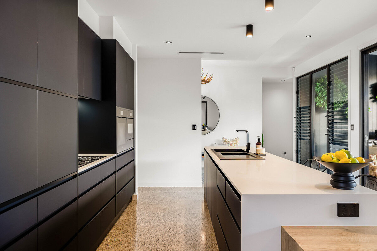 Project Black - 183 Postle Street, Mount Rascal QLD 4350, Mount Rascal - Thumbnail 5