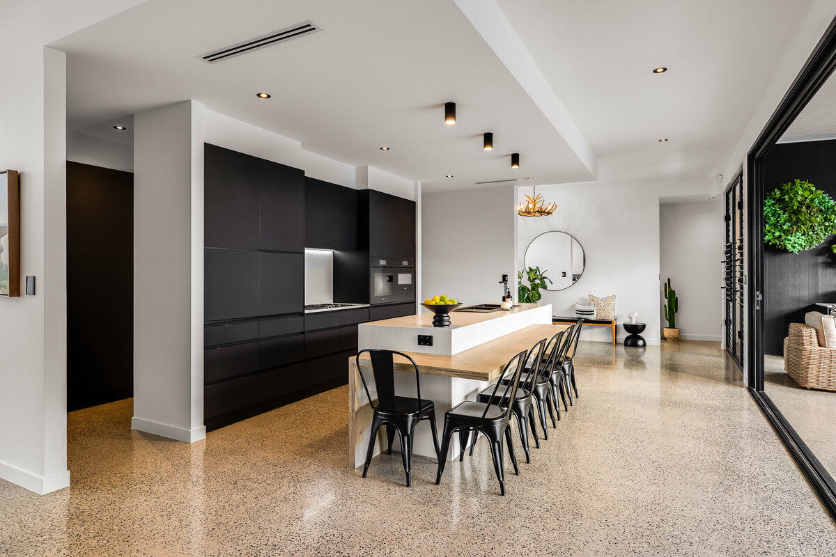Project Black - 183 Postle Street, Mount Rascal QLD 4350, Mount Rascal - Thumbnail 4