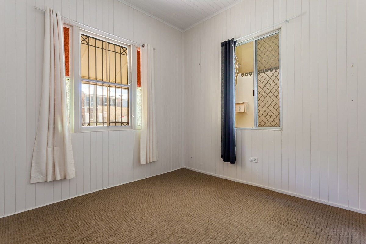 12 Kenric Street, Toowoomba City QLD 4350, Toowoomba City - Thumbnail 6