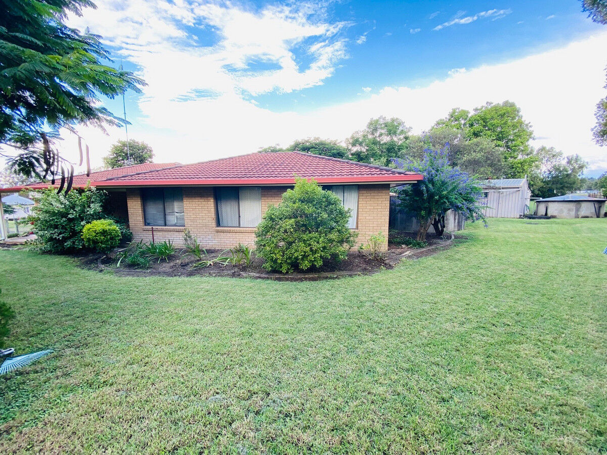 25 Shorelands Drive, Withcott QLD 4352, Withcott - Thumbnail 3