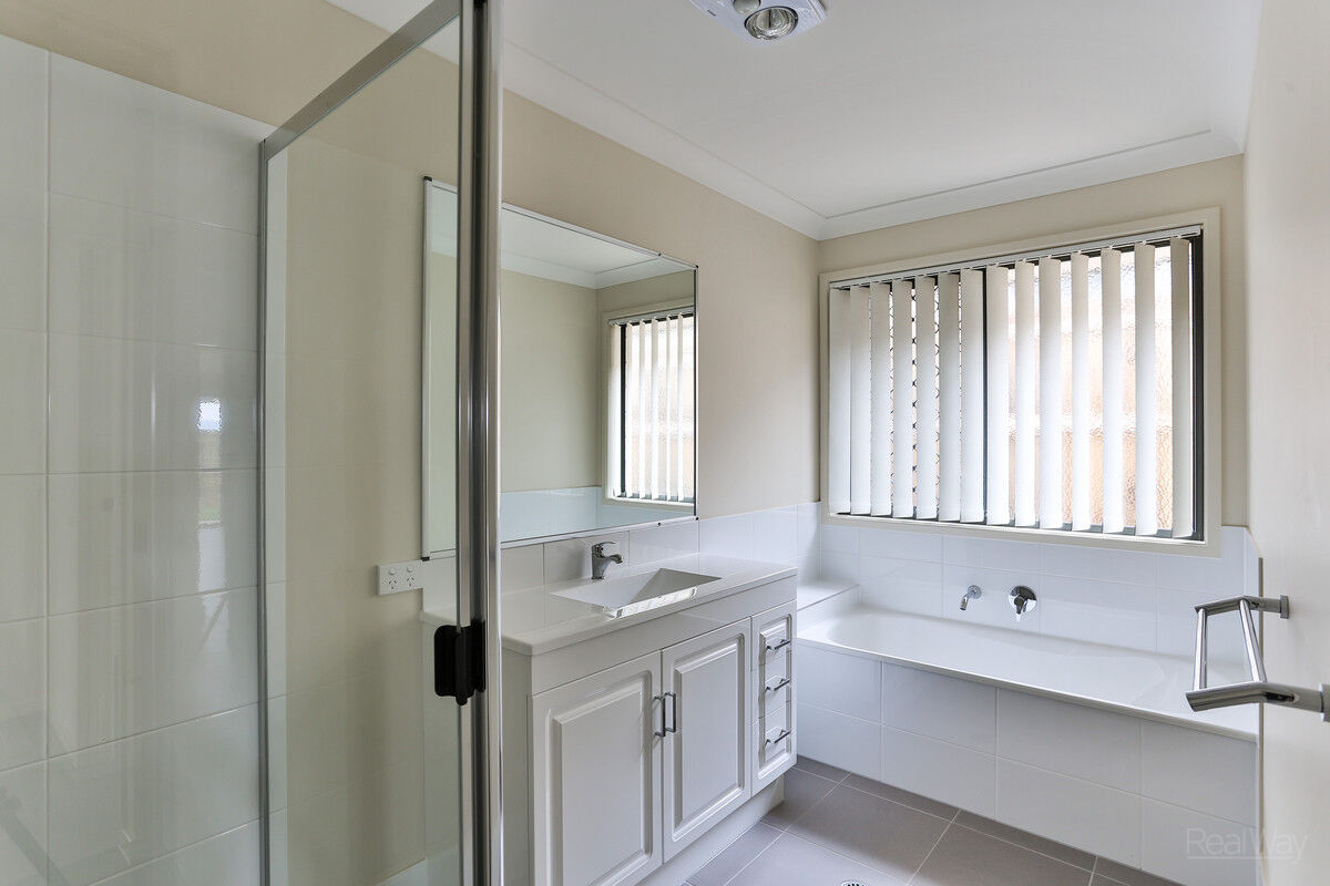18 Parkview Drive, GLENVALE QLD 4350, Glenvale - Thumbnail 7