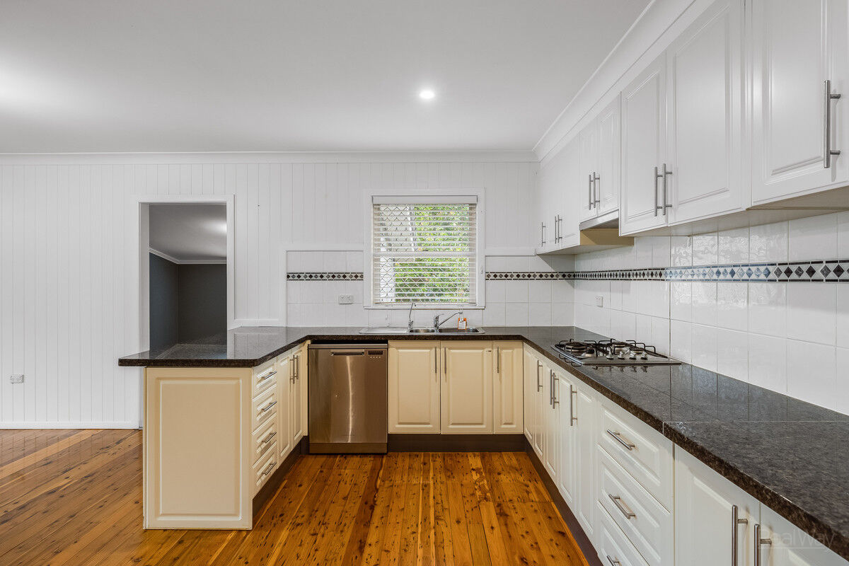 10 Wilfred Street, Harristown QLD 4350, Harristown - Thumbnail 6