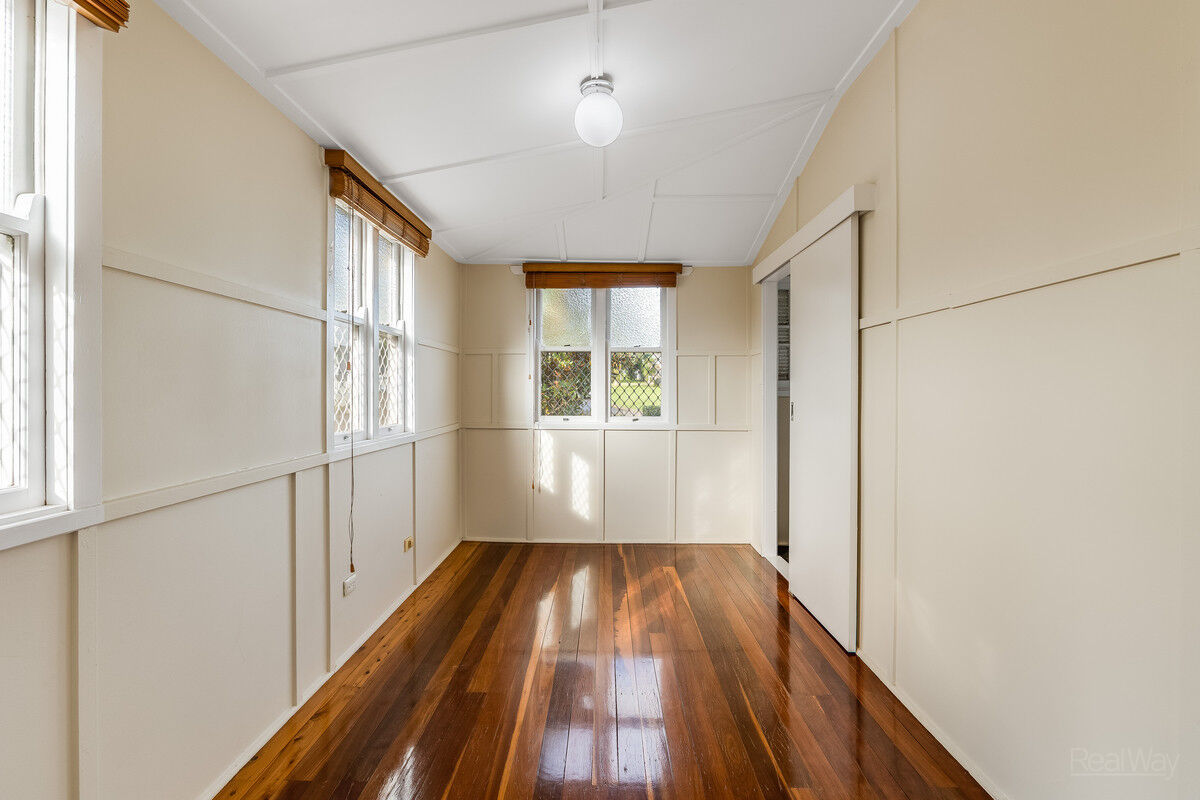 43 Suffolk Street, Rangeville QLD 4350, Rangeville - Thumbnail 8