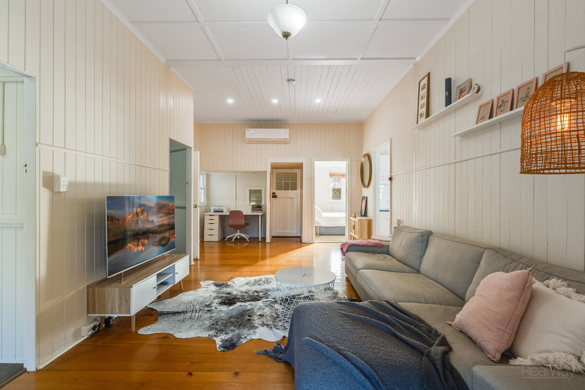 43 Suffolk Street, Rangeville QLD 4350, Rangeville - Thumbnail 4