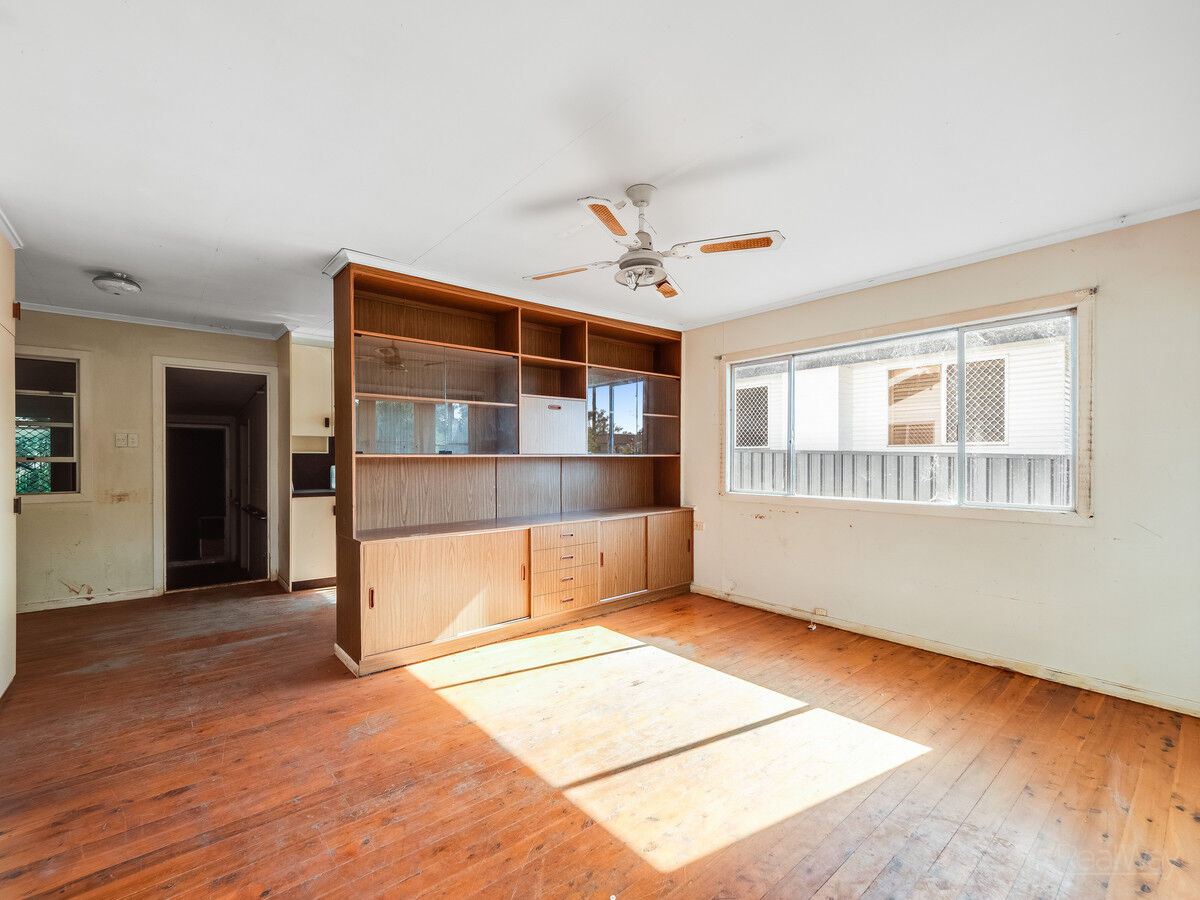 305 Tor Street, Wilsonton QLD 4350, Wilsonton - Thumbnail 3