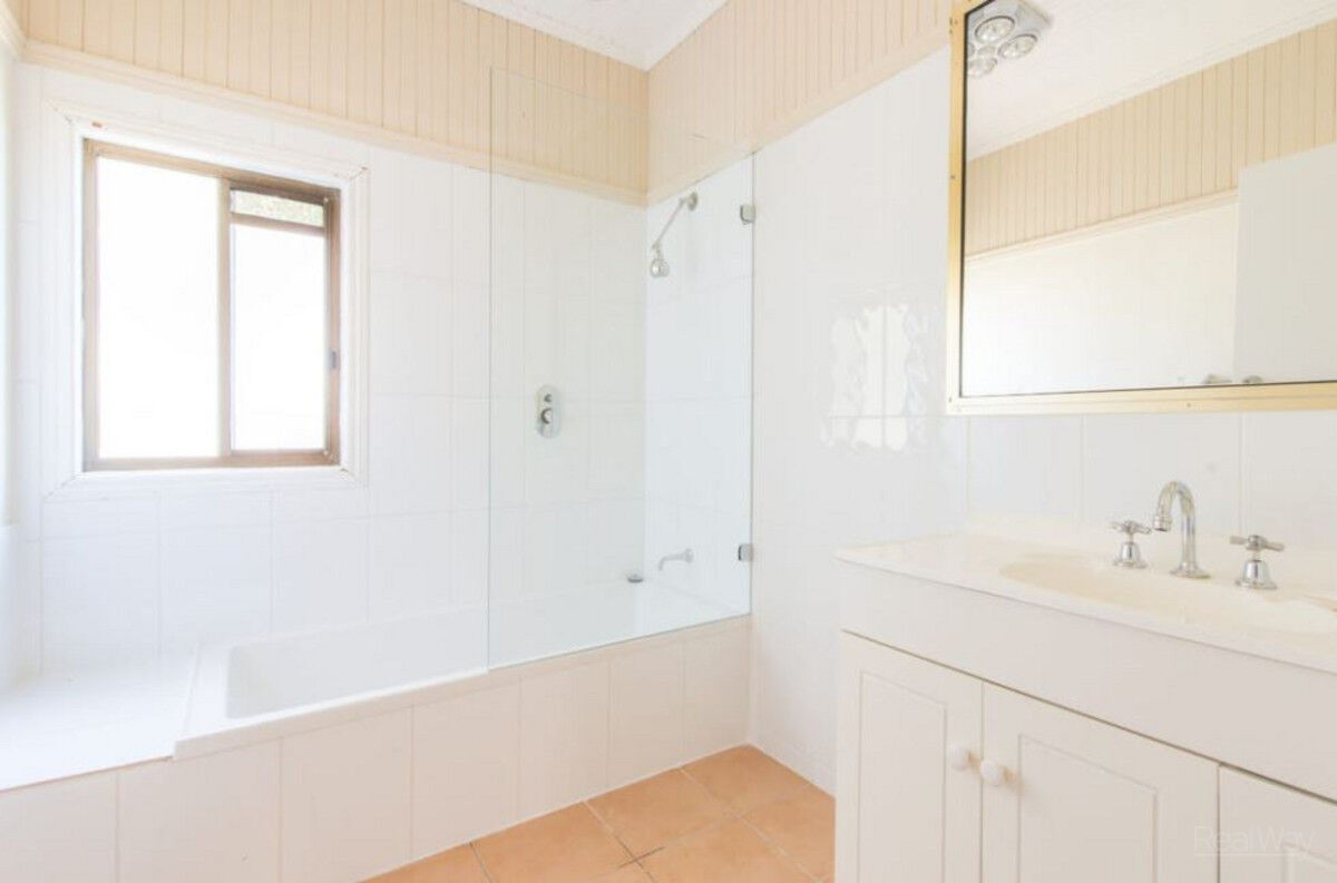 19 Charlotte Street, Newtown QLD 4350, Newtown - Thumbnail 8