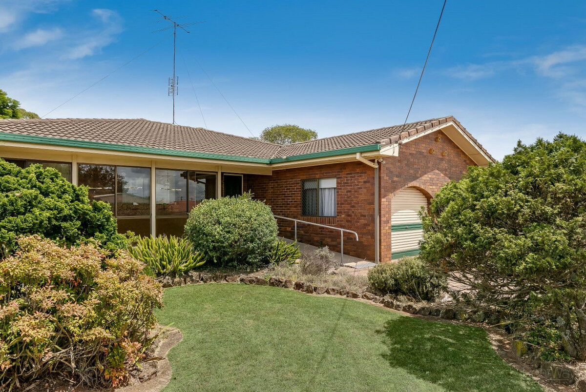 1 & 2 / 14 Jondaryan Street, Newtown QLD 4350, Newtown - Thumbnail 2