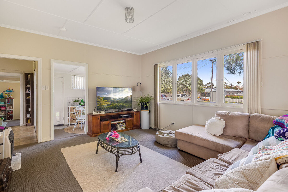 39 Parsons Street, Rangeville QLD 4350, Rangeville - Thumbnail 2