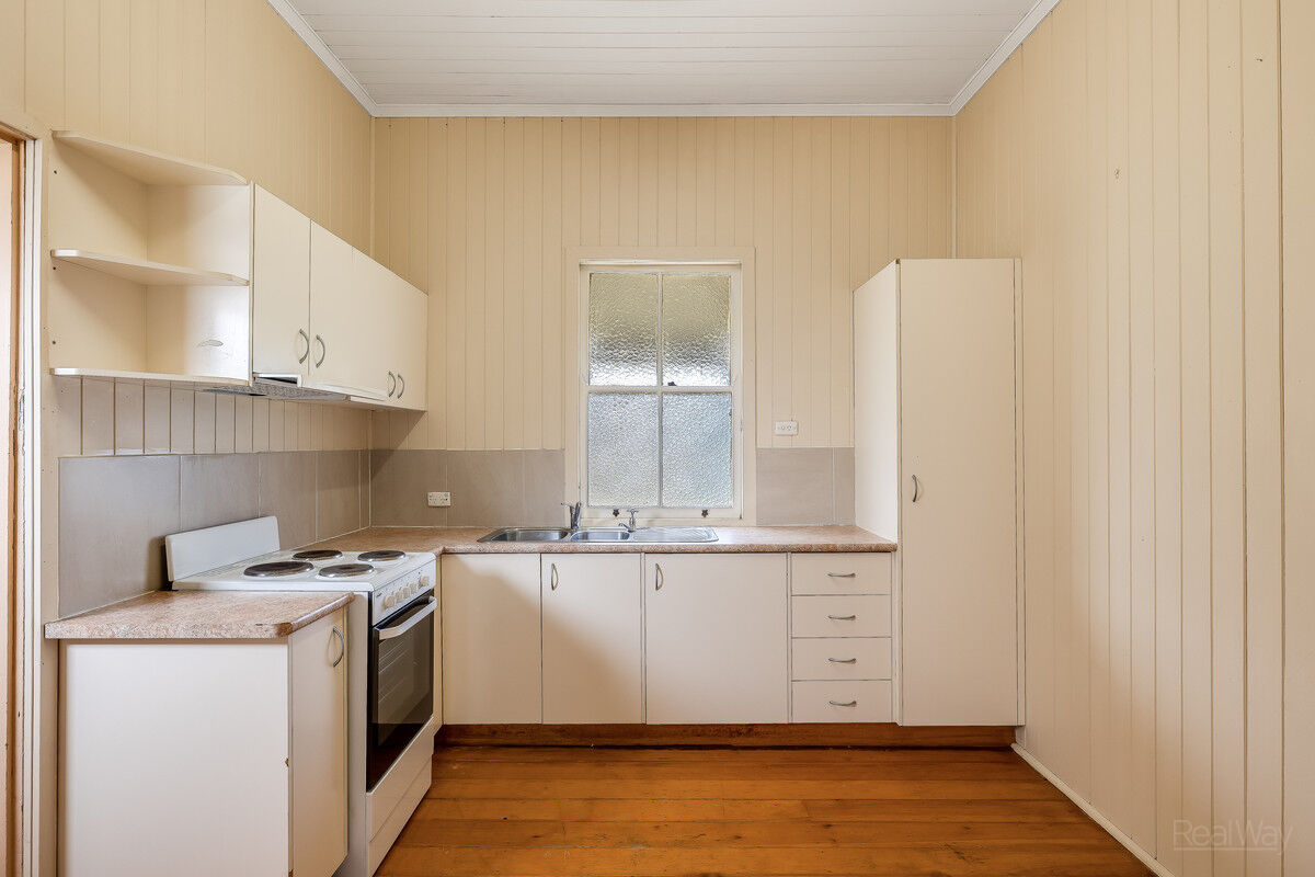 120 Kent Street, Oakey QLD 4401, Oakey - Thumbnail 5