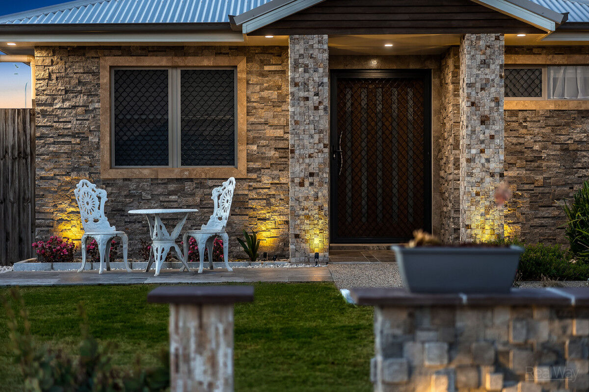 11 Radcliffe Crescent, Glenvale QLD 4350, Glenvale - Thumbnail 2