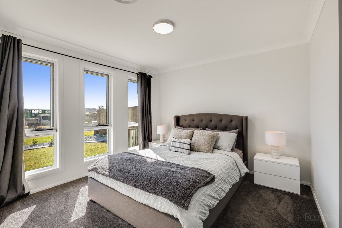 8 Fitzgerald Circuit, Wyreema QLD 4352, Wyreema - Thumbnail 4