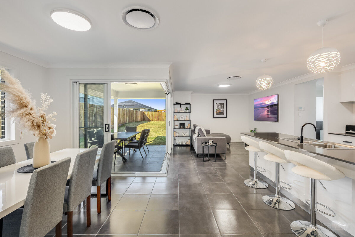 8 Fitzgerald Circuit, Wyreema QLD 4352, Wyreema - Thumbnail 6