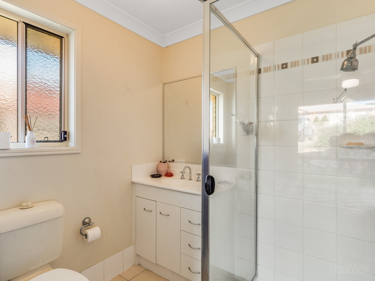 7 Cuttaburra Crescent, Glenvale QLD 4350, Glenvale - Thumbnail 7