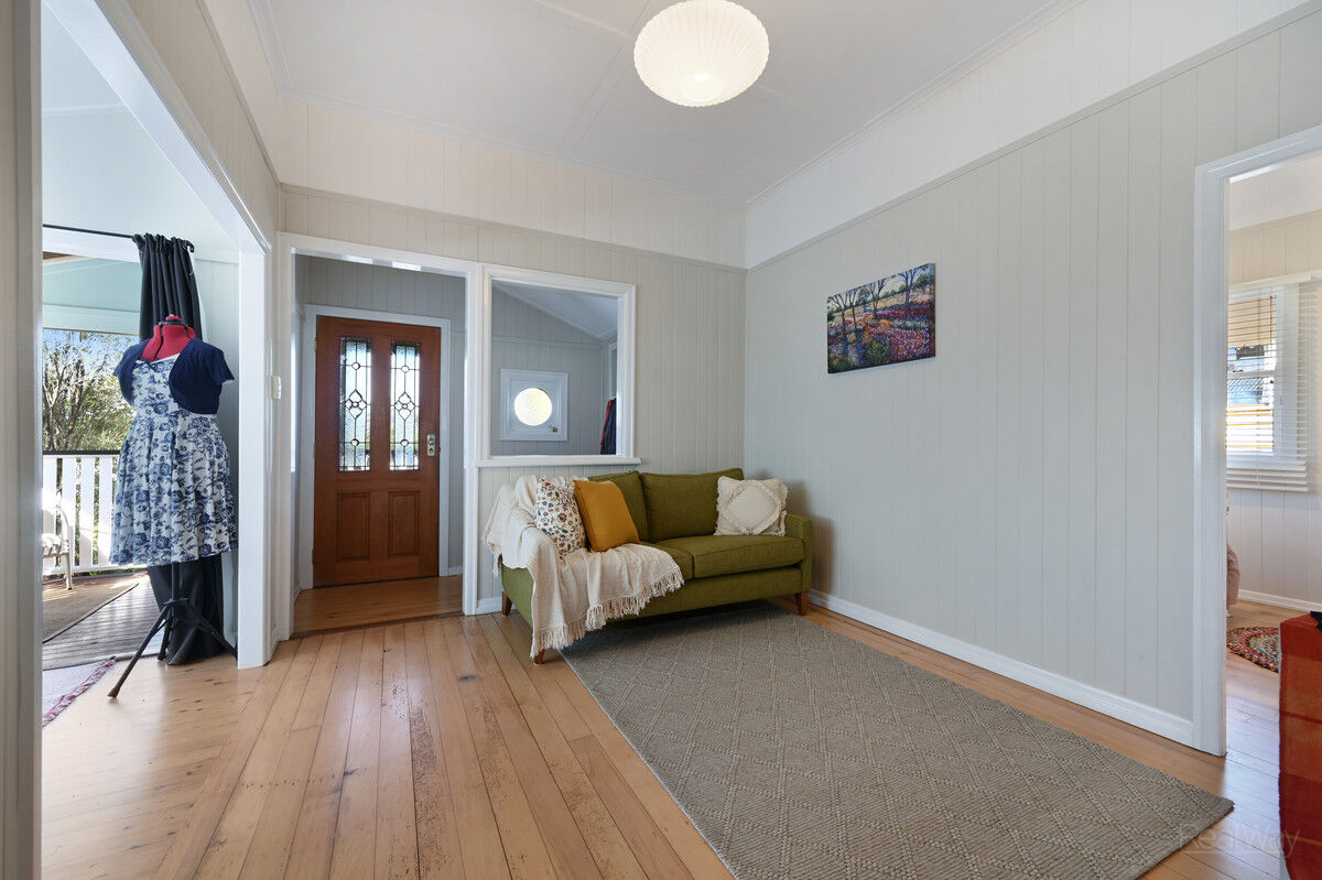 27 Clark Street, South Toowoomba QLD 4350, South Toowoomba - Thumbnail 8