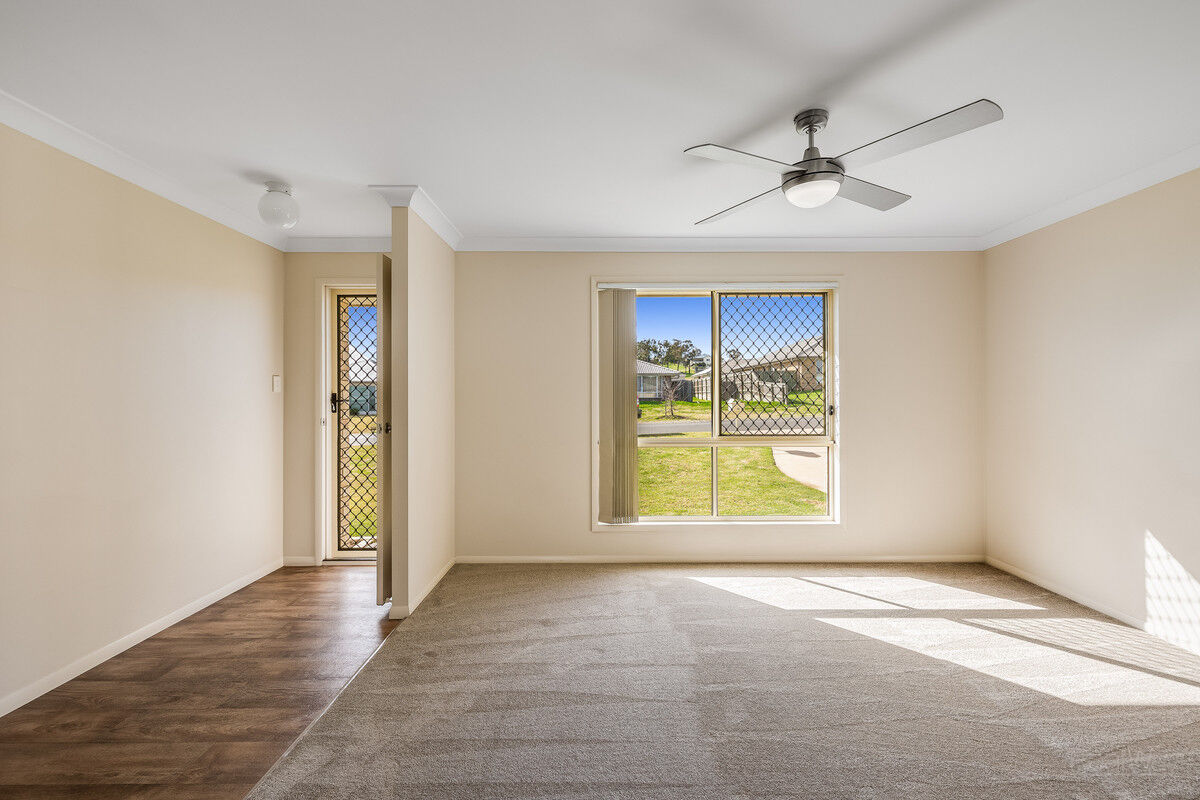 62 Edwin Street, Westbrook QLD 4350, Westbrook - Thumbnail 2