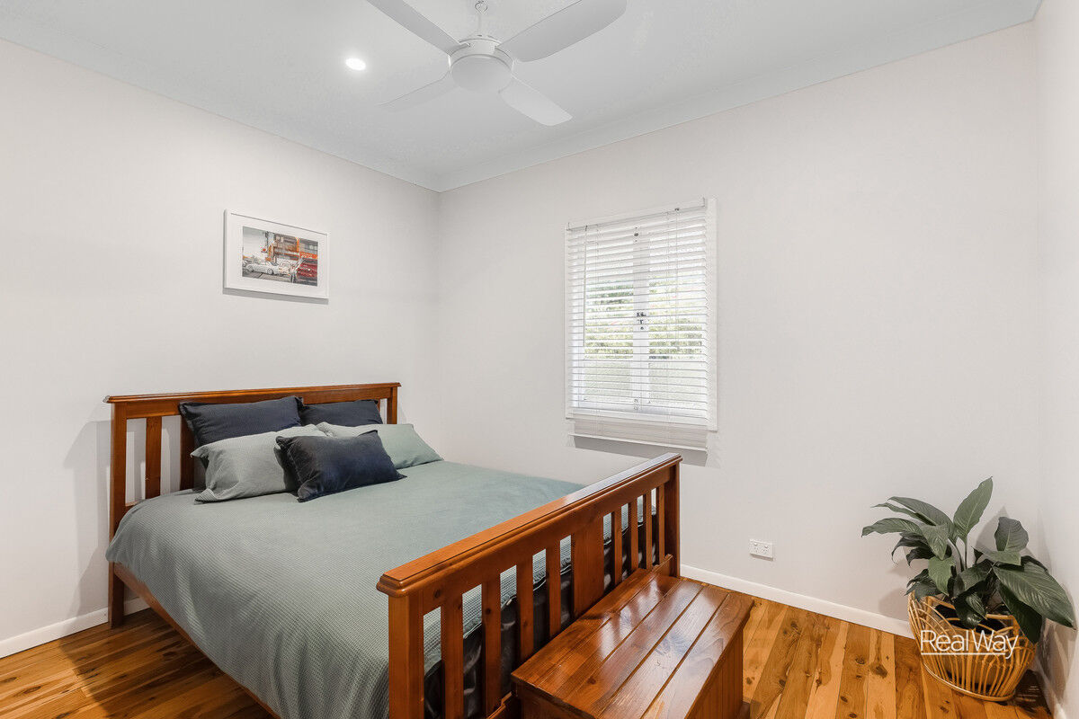 240 Geddes Street, Centenary Heights QLD 4350, Centenary Heights - Thumbnail 7