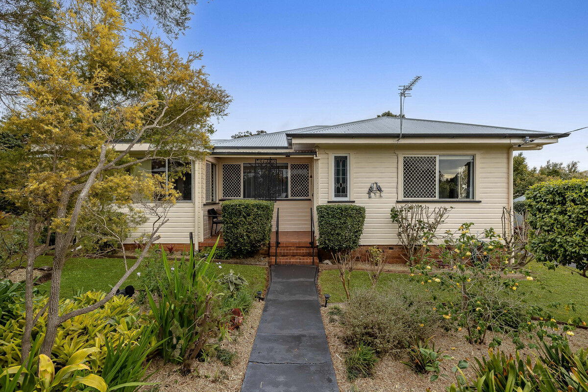 2 Mallon Street, Rangeville QLD 4350, Rangeville - Thumbnail 2