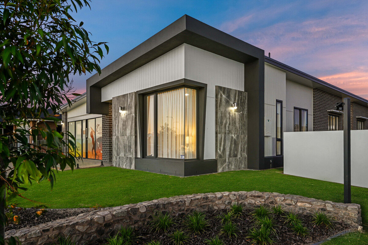 8 Carlow Lane, Middle Ridge QLD 4350, Middle Ridge - Thumbnail 3