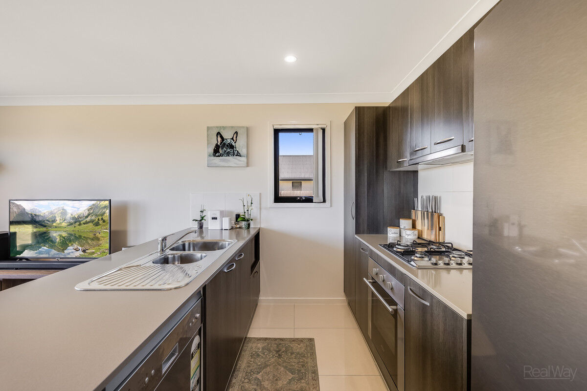 14 Tarcoola Street, Wyreema QLD 4352, Wyreema - Thumbnail 2