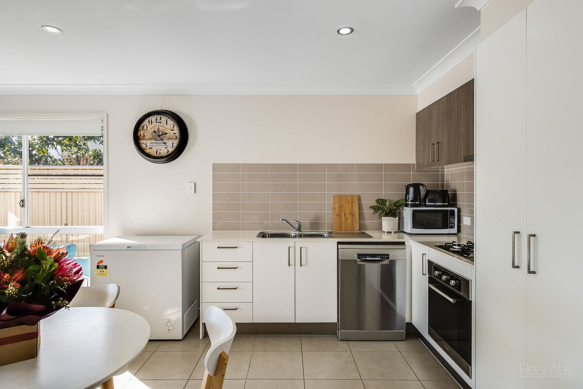 1 / 7 Preston Court, Glenvale QLD 4350, Glenvale - Thumbnail 2