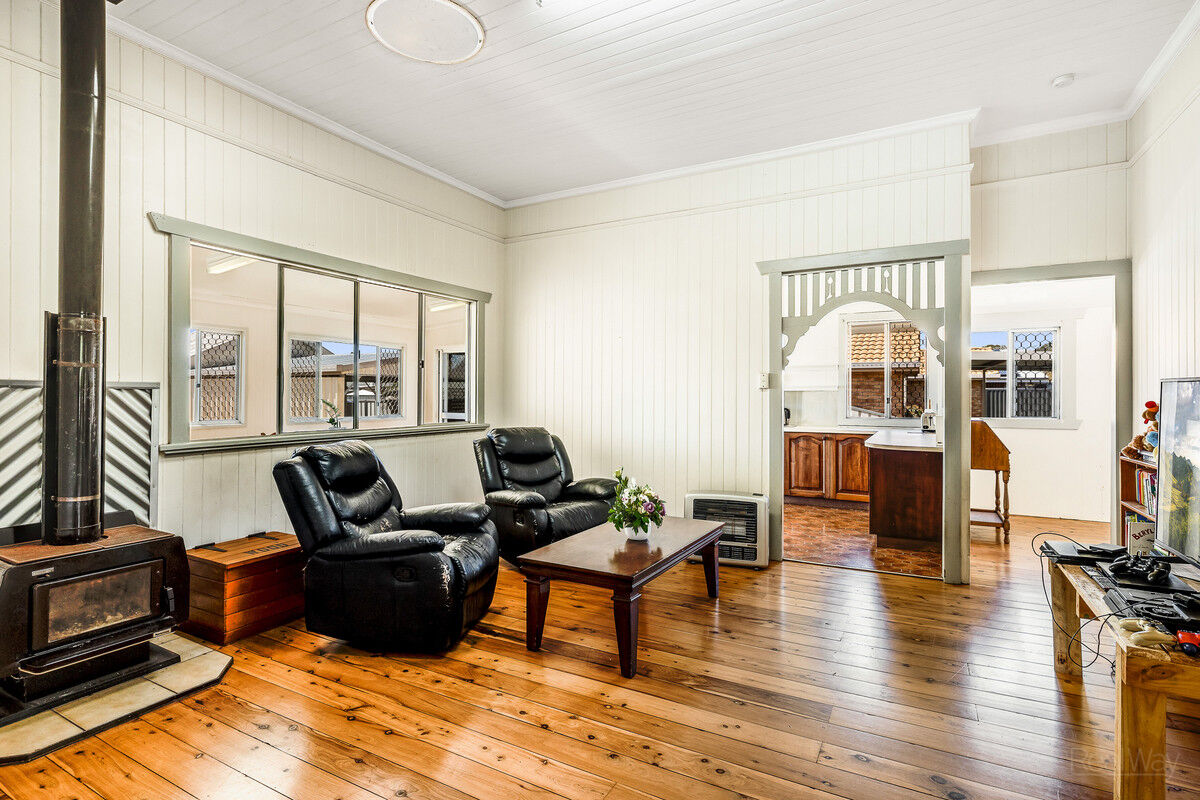 9 Wilfred Street, Harristown QLD 4350, Harristown - Thumbnail 2