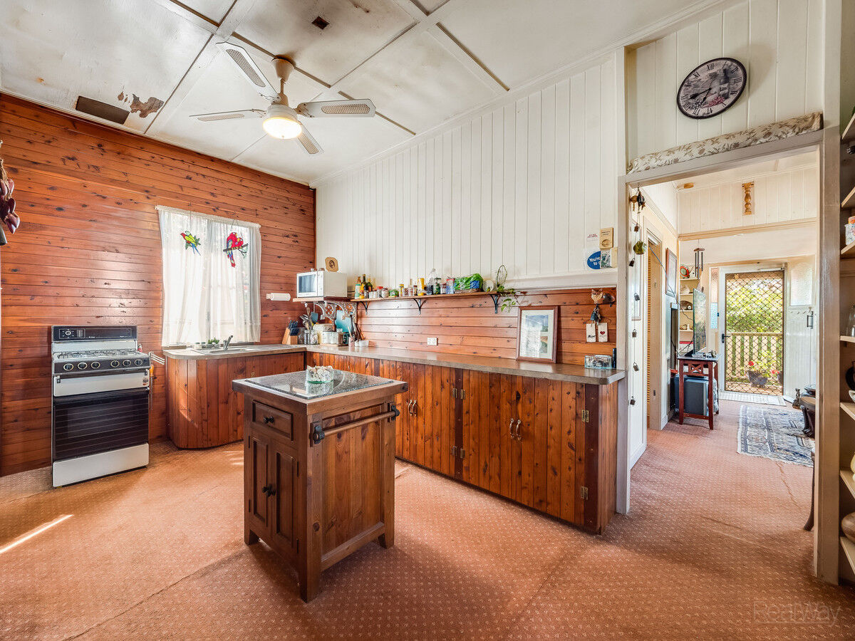 8 Charlotte Street, Newtown QLD 4350, Newtown - Thumbnail 4