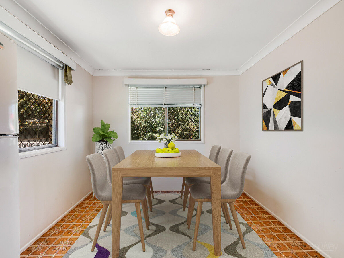 12 Whitefriars Street, Rockville QLD 4350, Rockville - Thumbnail 4