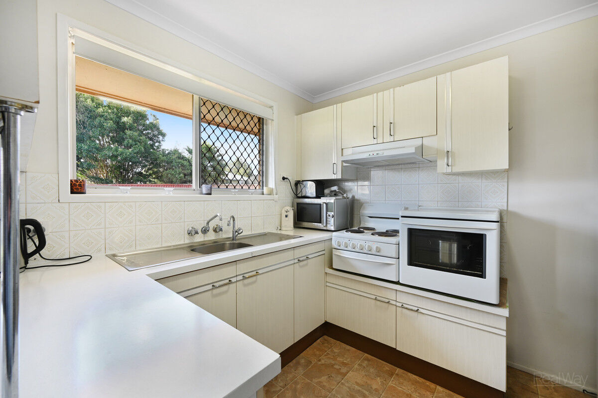 13 Boyett Street, Centenary Heights QLD 4350, Centenary Heights - Thumbnail 6