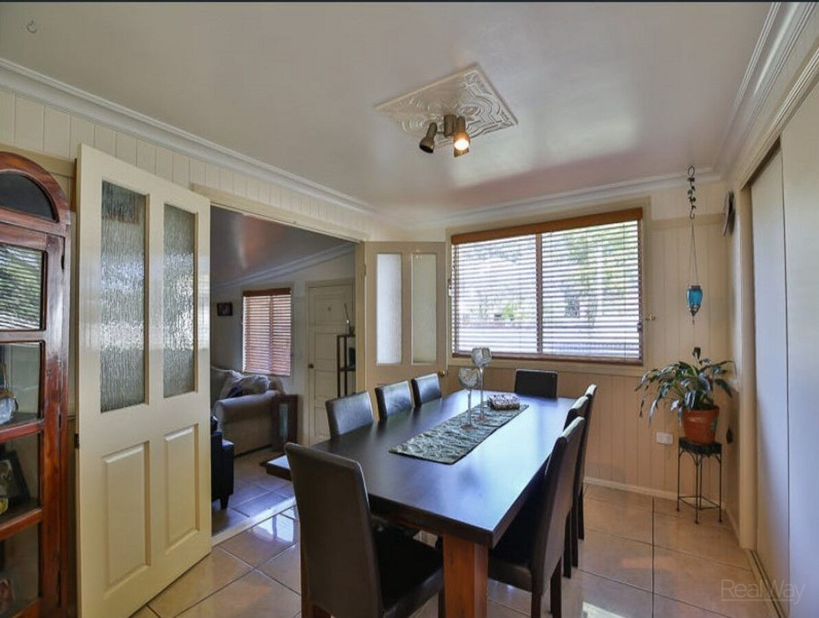 12 Parkinson Street, South Toowoomba QLD 4350, South Toowoomba - Thumbnail 4