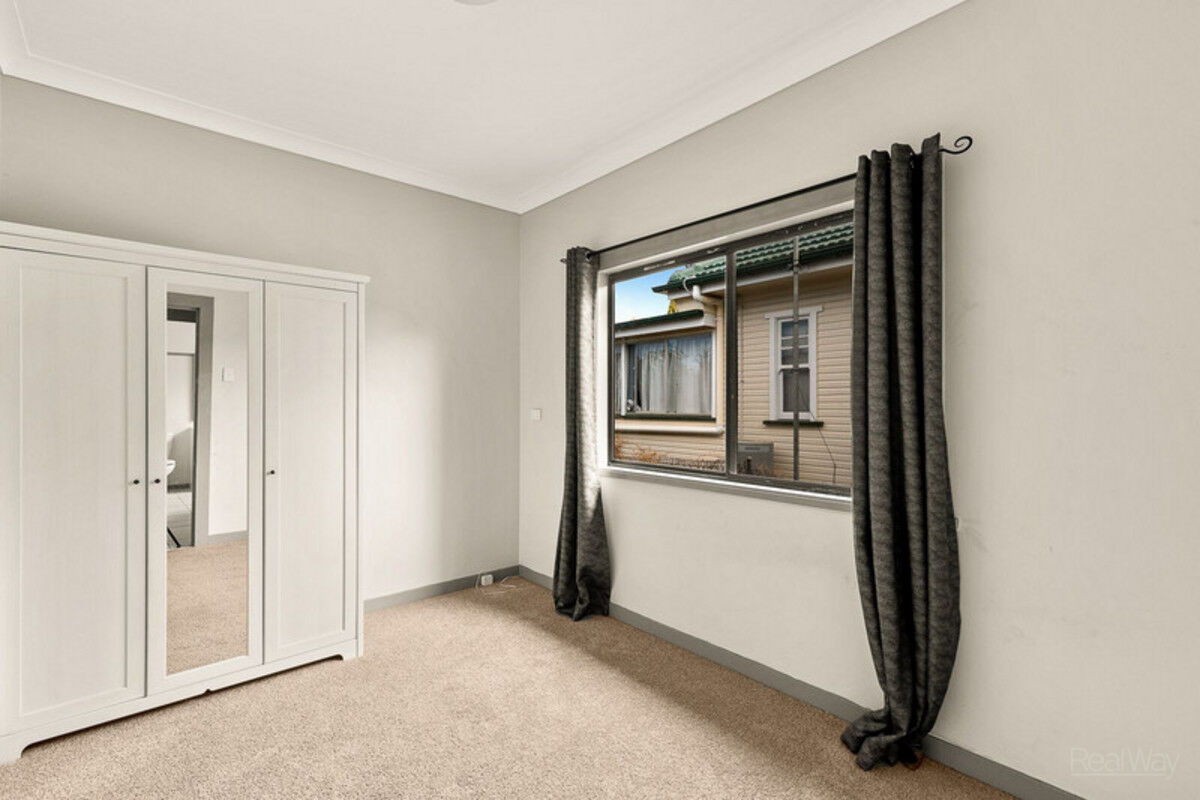 22 Beelbee Street, HARRISTOWN QLD 4350, Harristown - Thumbnail 5