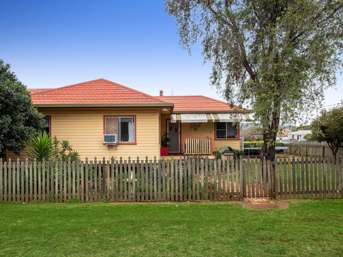 13 Makepeace Street, Rockville QLD 4350, Rockville - Thumbnail 4
