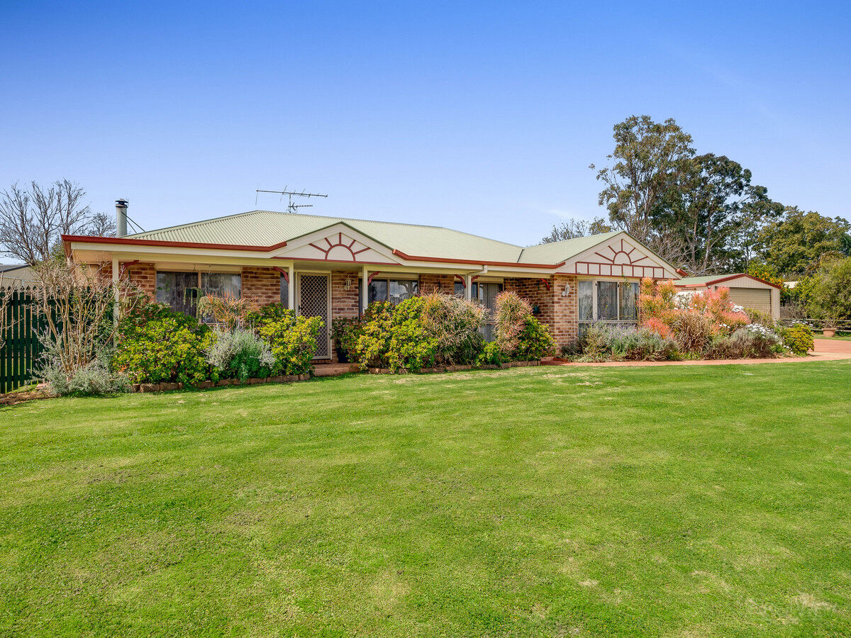 19 Westfield Drive, Westbrook QLD 4350, Westbrook - Thumbnail 2