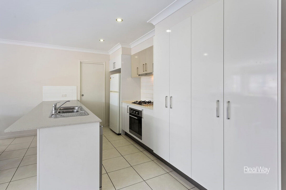 23 Parkview Drive, Glenvale QLD 4350, Glenvale - Thumbnail 4