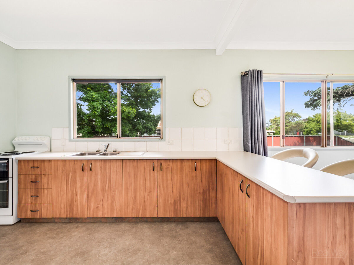 1 Phyllis Street, HARRISTOWN QLD 4350, Harristown - Thumbnail 2