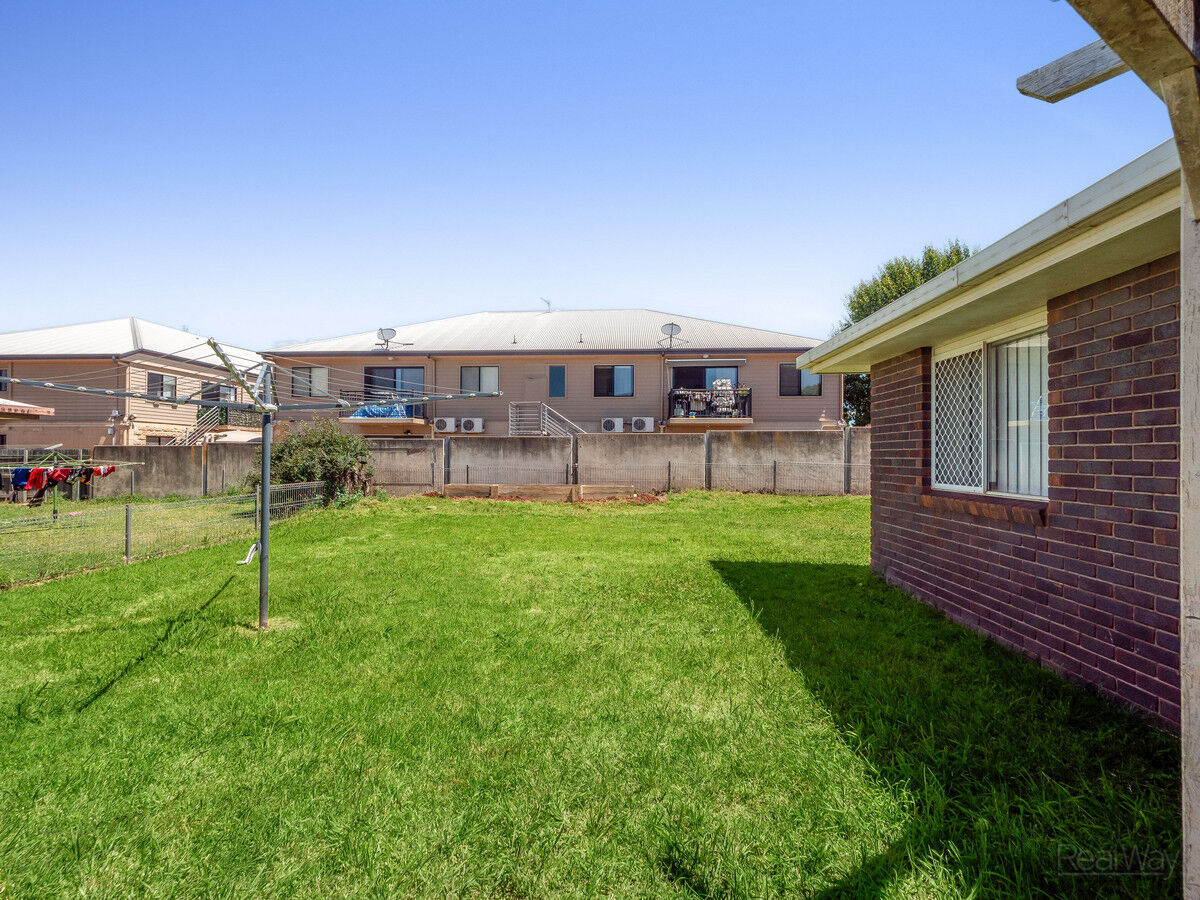 460 West Street, Kearneys Spring QLD 4350, Kearneys Spring - Thumbnail 7