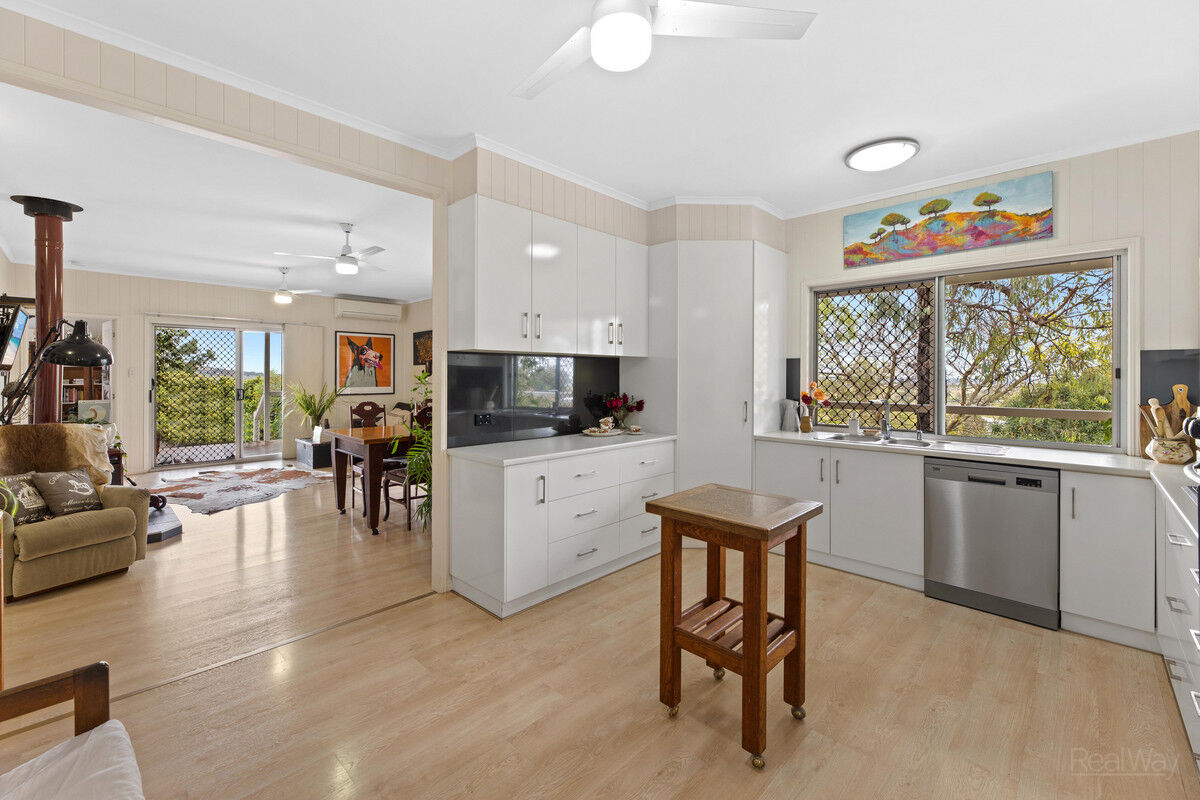 14 Jannusch Road, Gowrie Mountain QLD 4350, Gowrie Mountain - Thumbnail 8