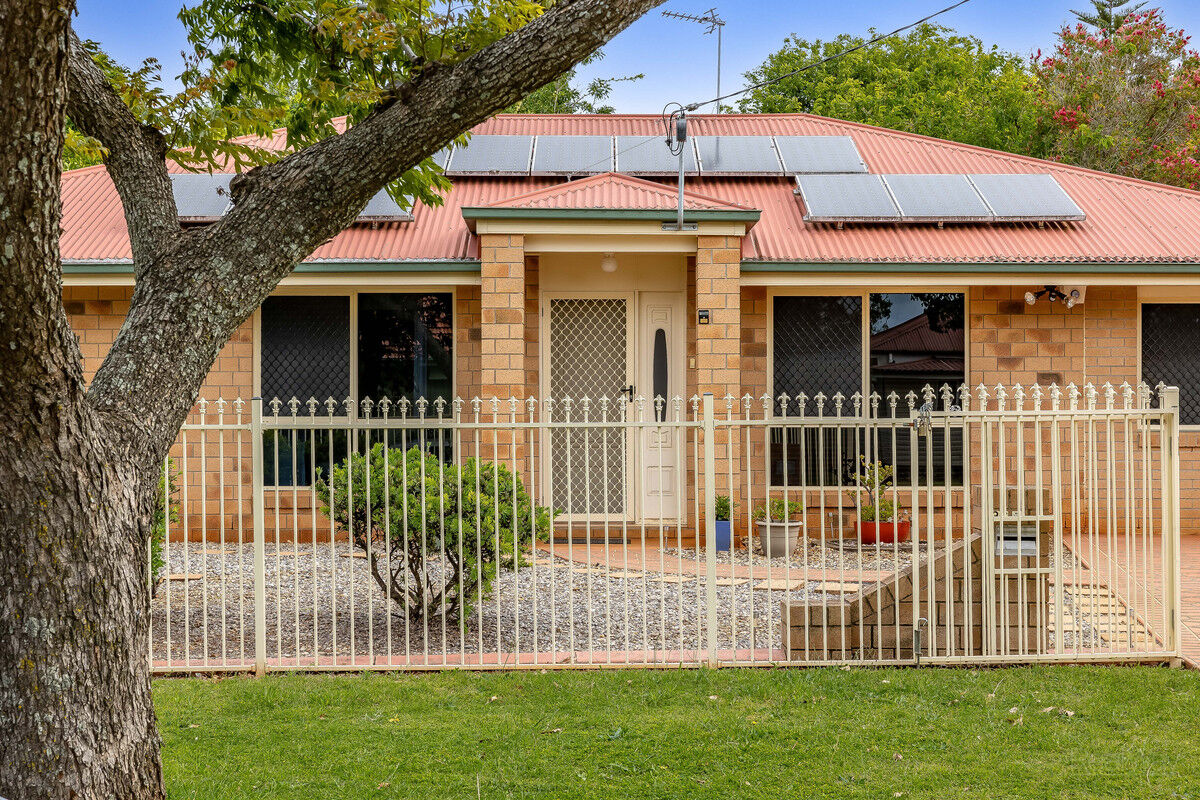 36 Charlotte Street, Newtown QLD 4350, Newtown - Thumbnail 2