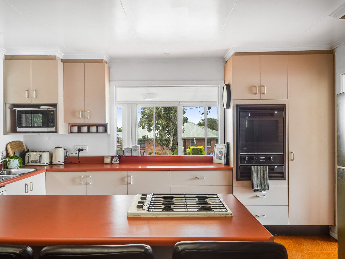 180 South Street, Centenary Heights QLD 4350, Centenary Heights - Thumbnail 8