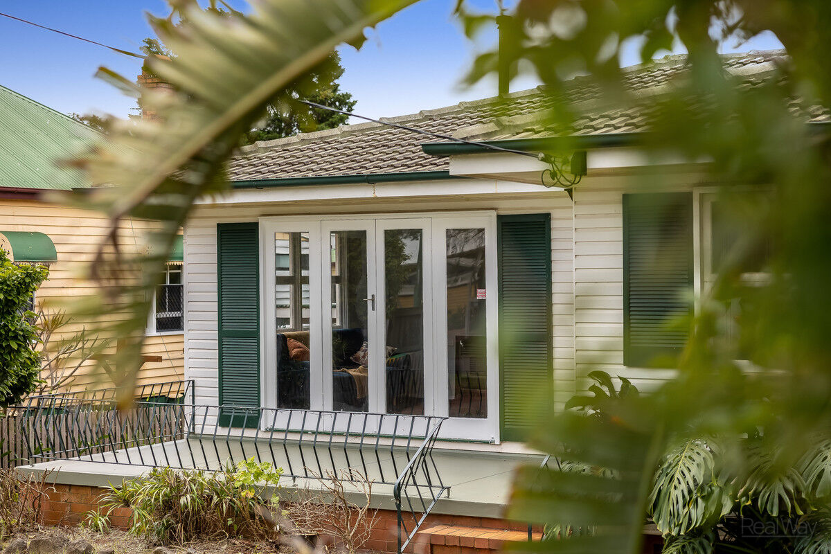 23A Healy Street, South Toowoomba QLD 4350, South Toowoomba - Thumbnail 2