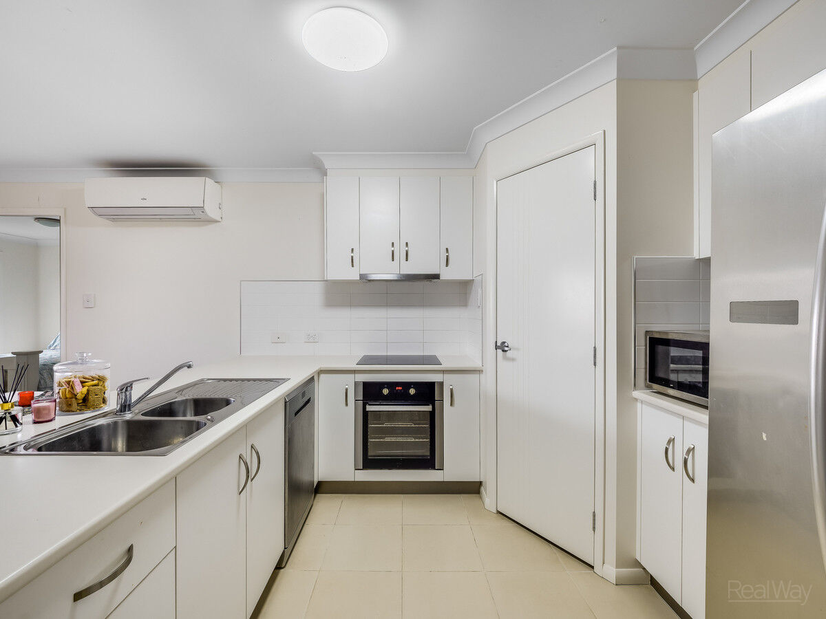 6 Lynda Lane, GLENVALE QLD 4350, Glenvale - Thumbnail 3